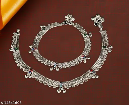 AanyaCentric Silver Plated White Metal Anklets Payal - Free Size - Image 2