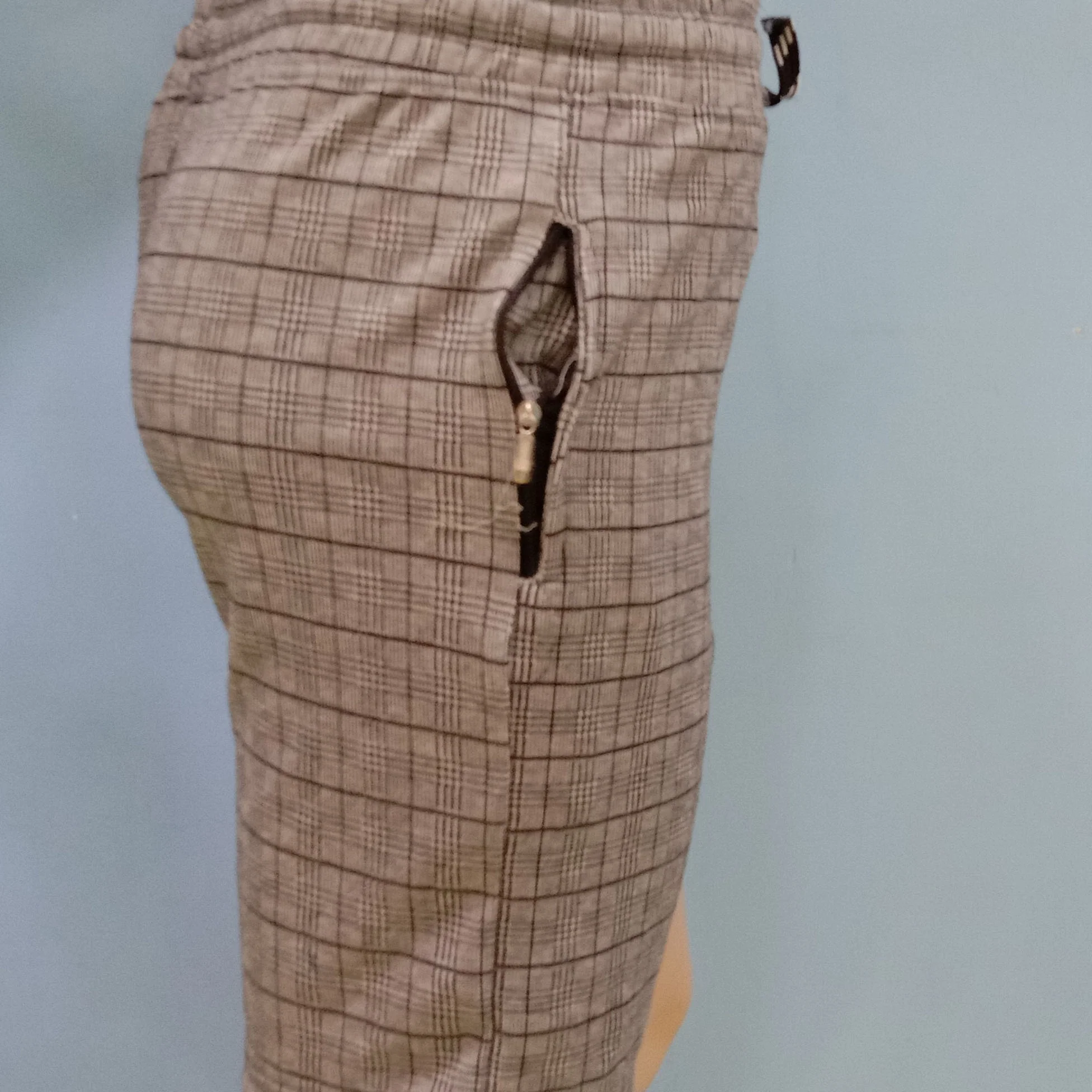 Small Checker Design Shorts for Men f - Image 4