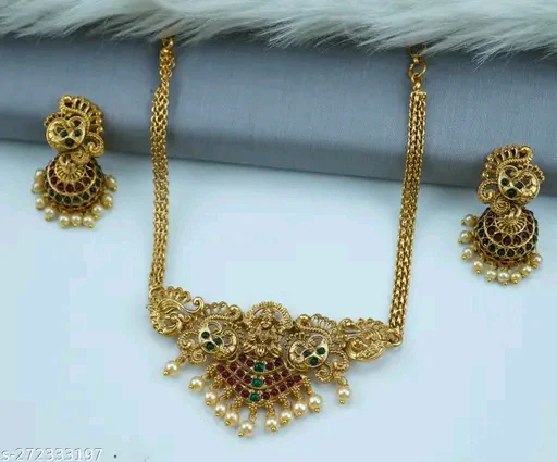 Elegant Gold-Plated DC Necklace Set – Pearl Choker & Earrings - Image 2