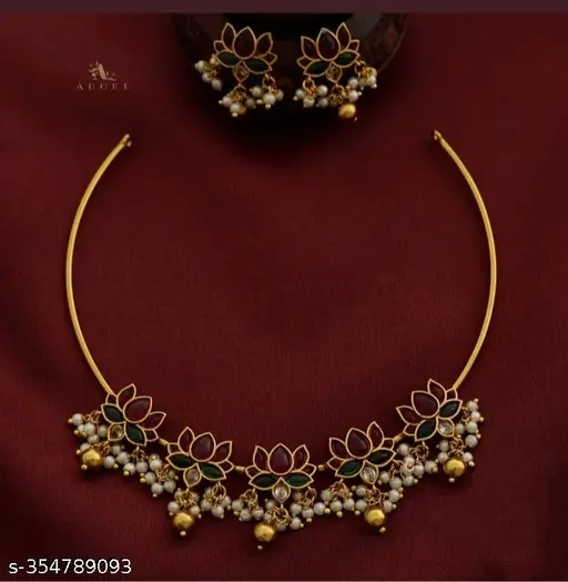 Radiant Elegance: Elite Gold-Plated Jewelry Set - Image 3