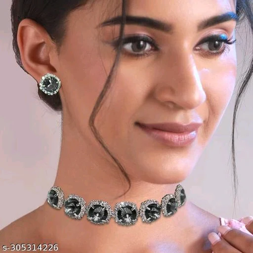 Feminine Unique Jewellery Set – Elegant Necklace & Earring Combo for Women - Image 5