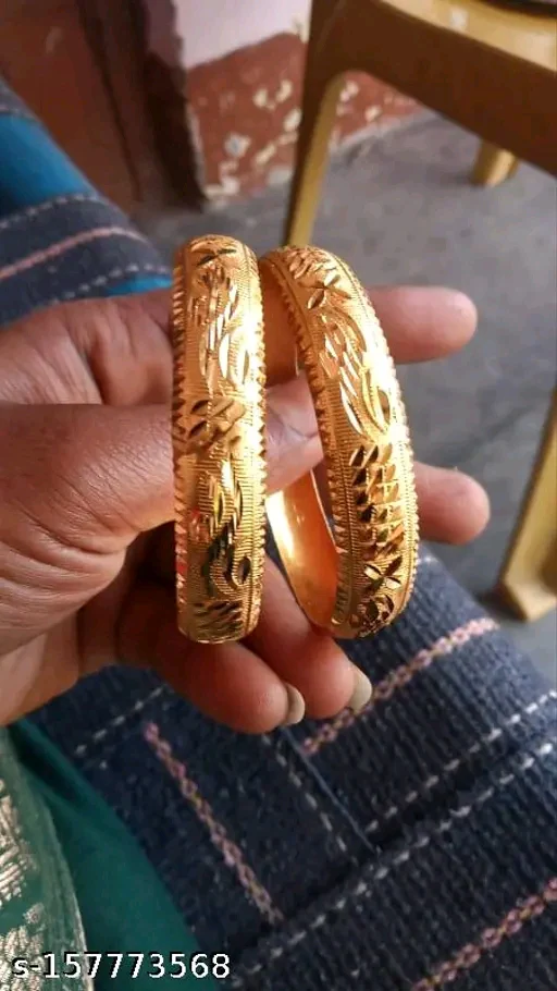 Elegant Gold-Plated Bangle Set for All Occasions - Image 2