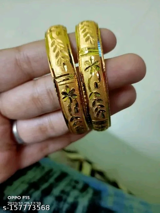 Elegant Gold-Plated Bangle Set for All Occasions - Image 3