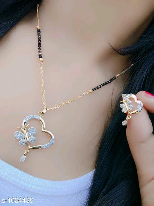 Ladies Beautiful Alloy Mangalsutra - Image 2