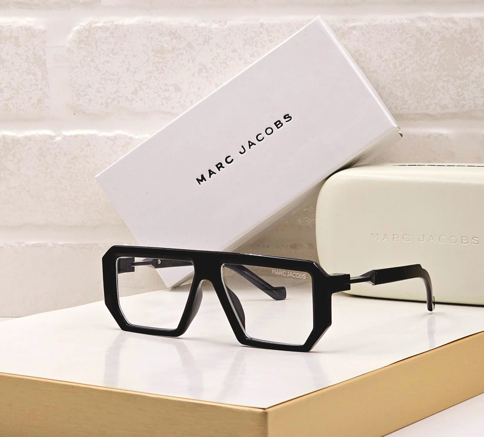Marc Jacobs Fiber Unisex Sunglasses – Lightweight Premium Designer Eyewear - Image 2