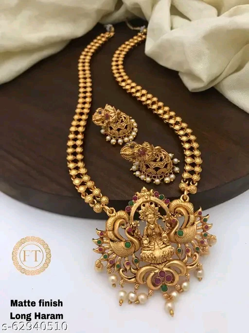 Elegant Matte Finish Long Haram Jewelry Set – Traditional Gold-Plated Design with Earrings - Image 2