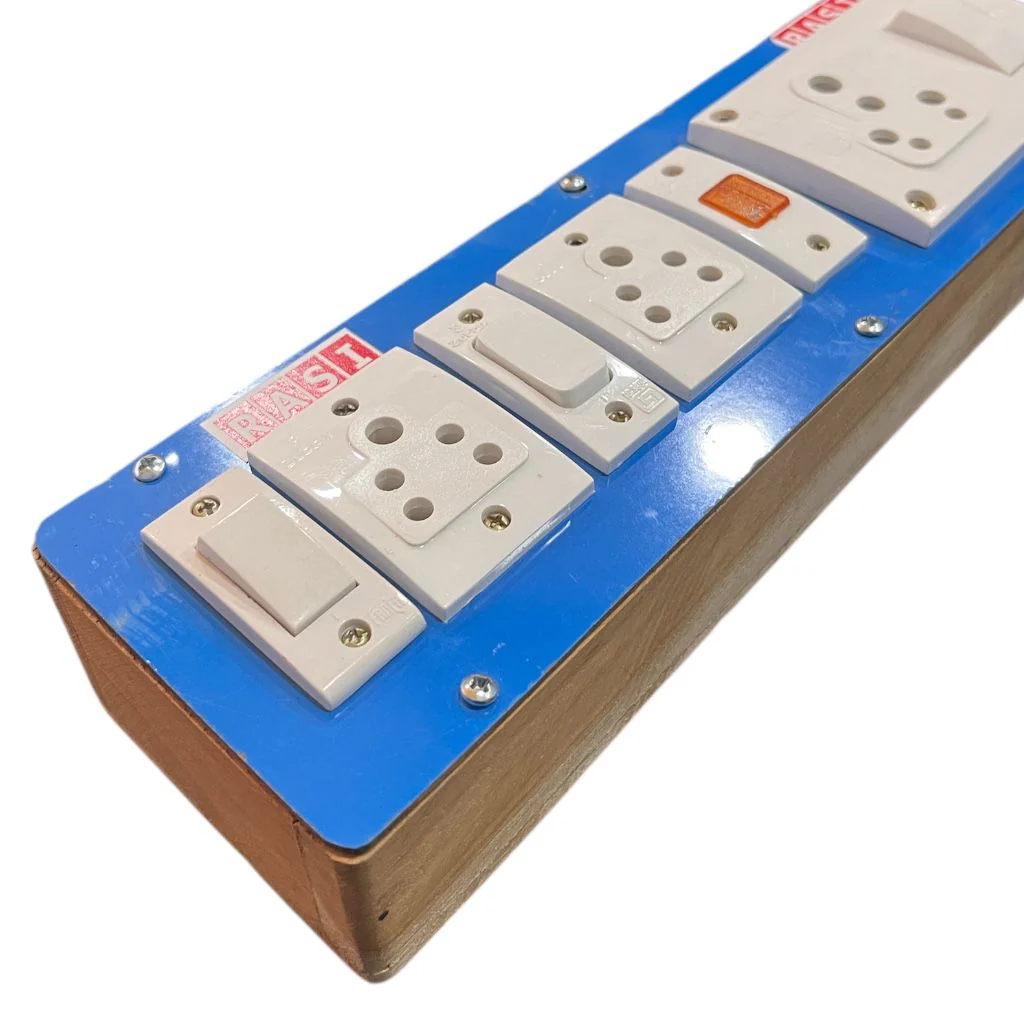RASI Wooden Extension Switch Board with 2×5A & 1×15A Socket with Indicator - Image 2