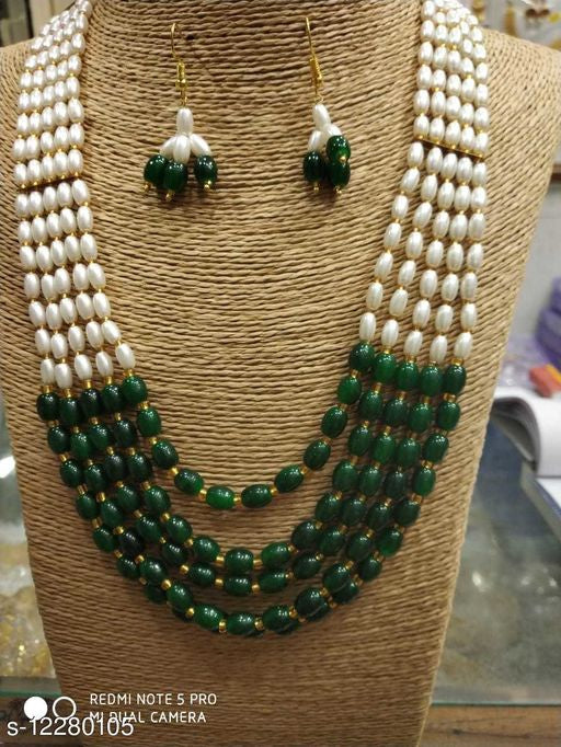 Shimmering Chic Jewellery Sets - Image 4