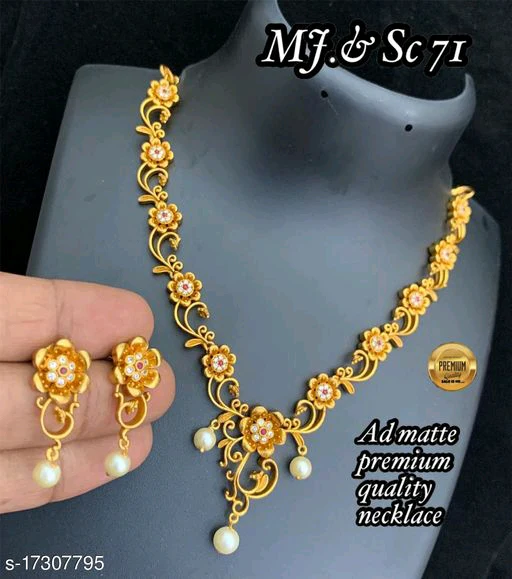 Shimmering Chunky Women Necklaces & Chains - Image 4