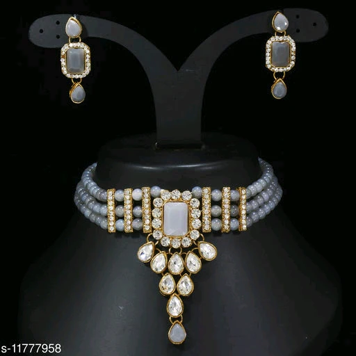 Shimmering Fancy Jewellery Sets - Image 3