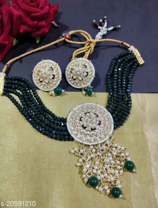 Sizzling Chunky Women Necklaces & Chains - Image 3
