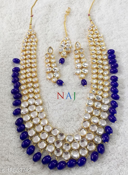 Sizzling Fancy Women Necklaces & Chains - Image 4