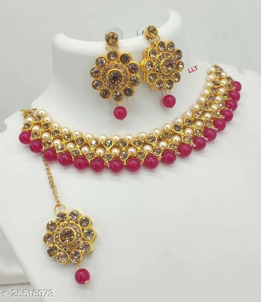 Sizzling Graceful Women Necklaces & Chains - Image 2