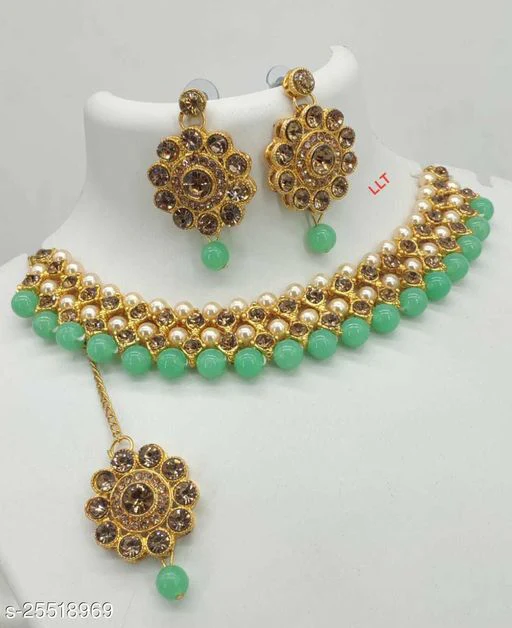 Sizzling Graceful Women Necklaces & Chains - Image 5