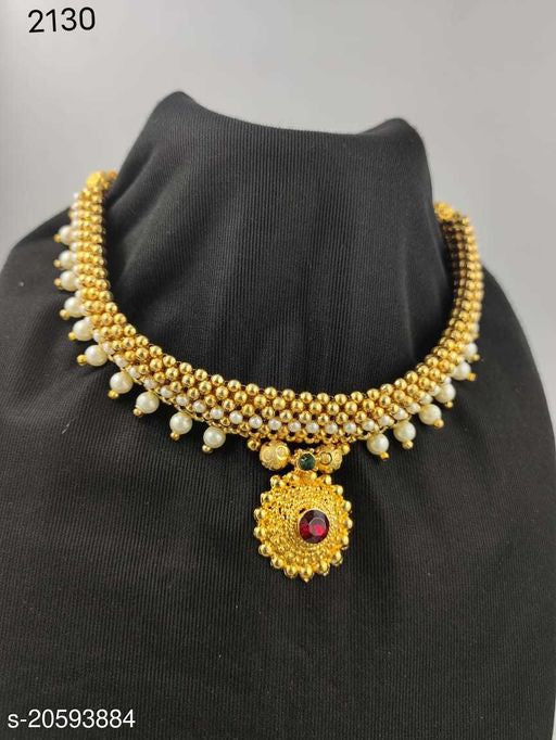Sizzling Graceful Women Necklaces & Chains - Image 4