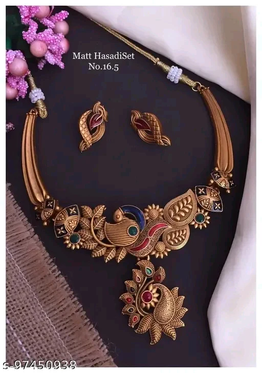 Elegant Gold-Plated Fashion Jewelry Set for Women & Girls – Adjustable Necklace & Earrings with Artificial Stones"