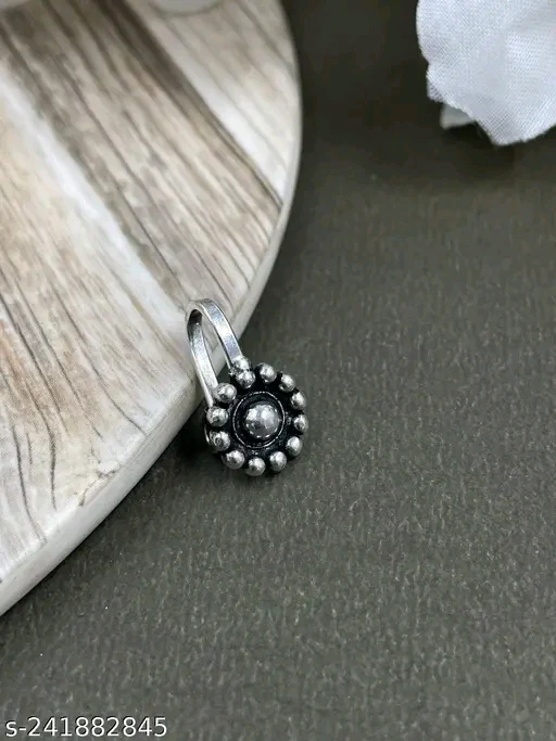 Twinkling Elegance: Oxidised Silver German Silver Jewellery Set - Image 4