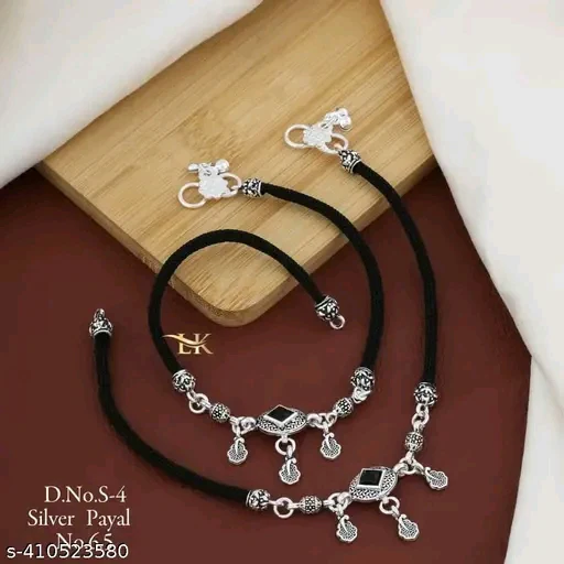 Twinkling Chunky Women's Anklets & Toe Rings Set