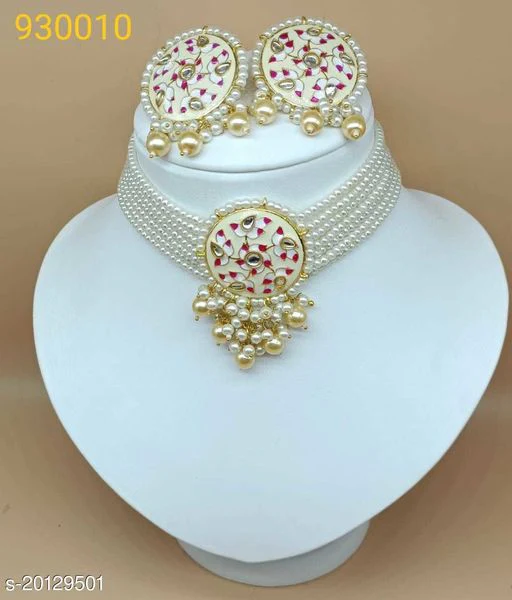 Twinkling Fancy Women Necklaces & Chains