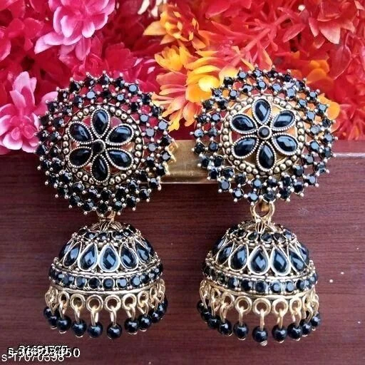 Twinkling Glittering Earrings - Image 3