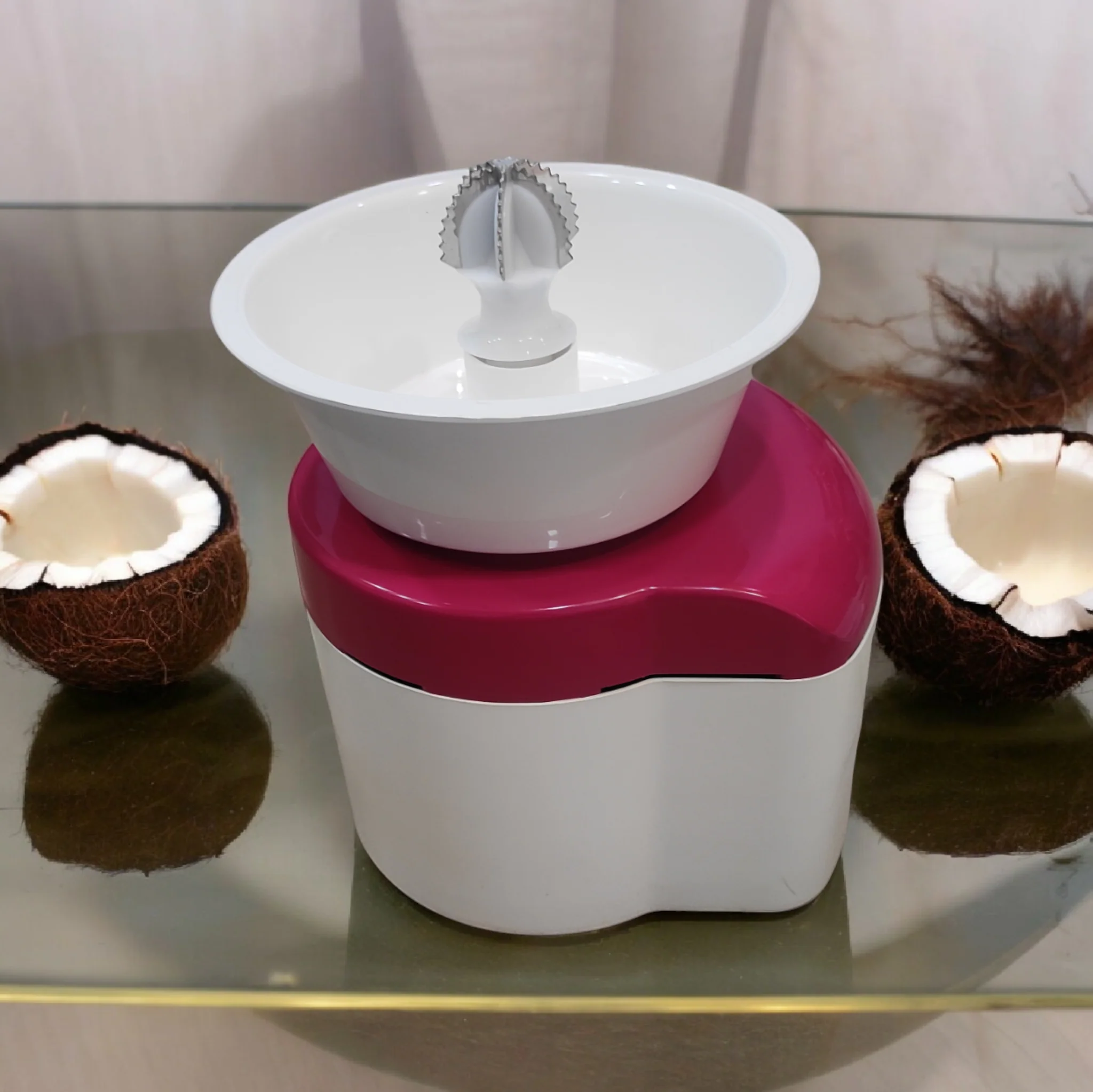 Elegant & Powerful Vijayalakshmi Electric Coconut Scraper & Citrus Juicer – Cute, Compact, Tabletop 2-in-1 Motorized Kitchen Appliance – Ideal for Bridal Trousseau or Wedding Gift# - Image 7