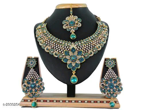 Women's Alloy Gold Plated Jewellery Set - Image 13