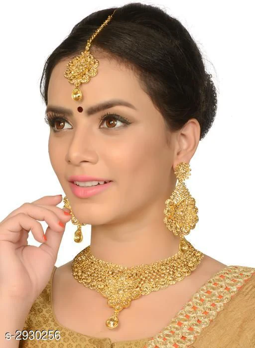 Women's Alloy Gold Plated Jewellery Set - Image 2