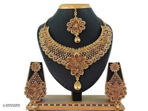 Women's Alloy Gold Plated Jewellery Set - Image 4