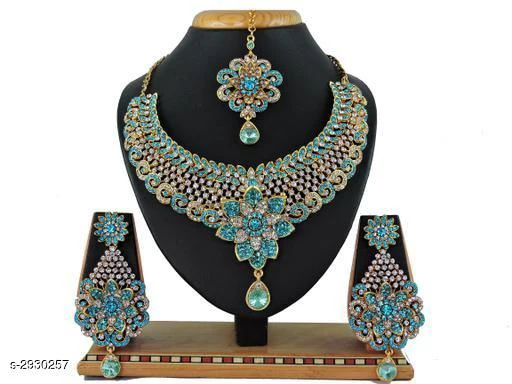 Women's Alloy Gold Plated Jewellery Set - Image 8